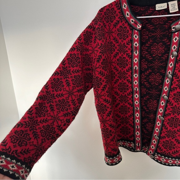 Nordic Inspired LL Bean Wool Sweater Cardigan - Picture 4 of 7